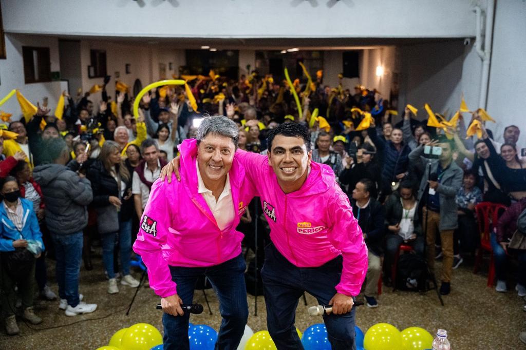 PERICO Y JHON GONZALES