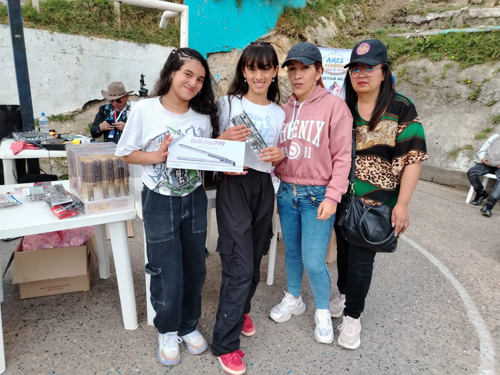 28e71615-0b71-49ea-a4f2-a8fb6b333ff5